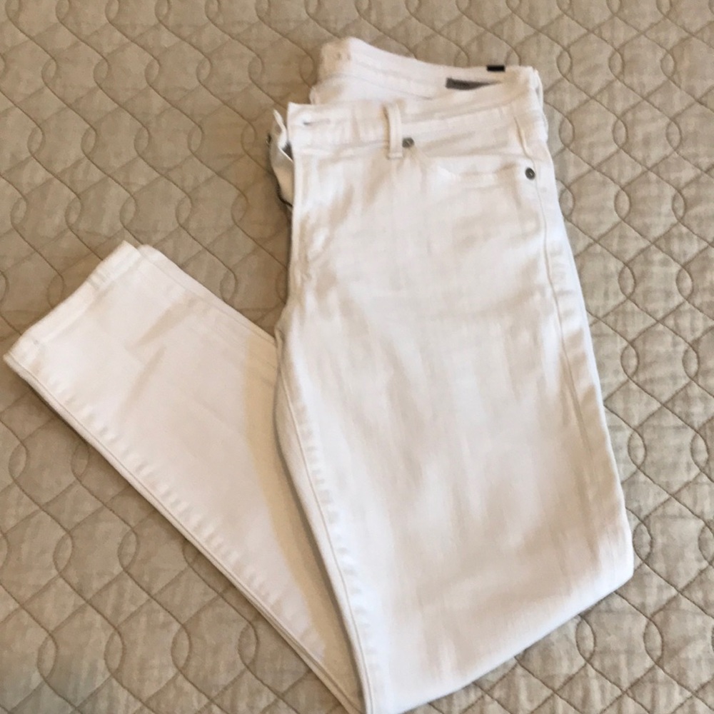 Citizens of Humanity Aveden Skinny White Jean